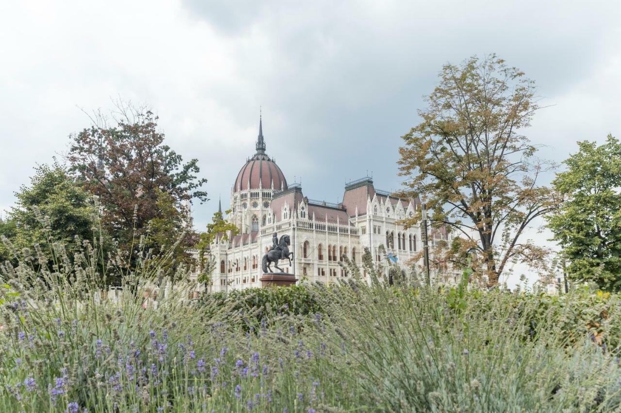 Atlanta Apartment Is In The Heart Of Budapest Bagian luar foto